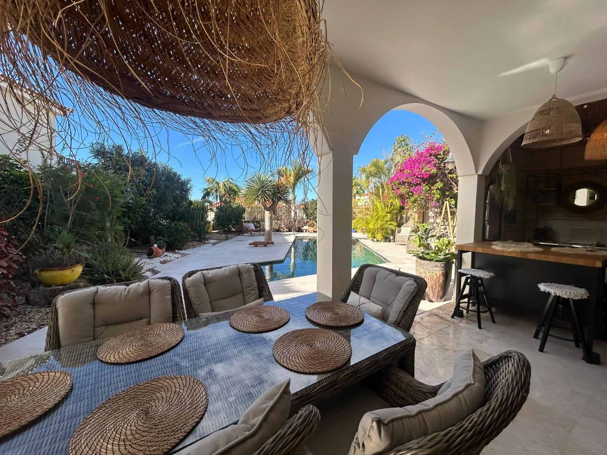 Villa Ibiza - Beautiful House With Private Pool Chayofa Екстериор снимка
