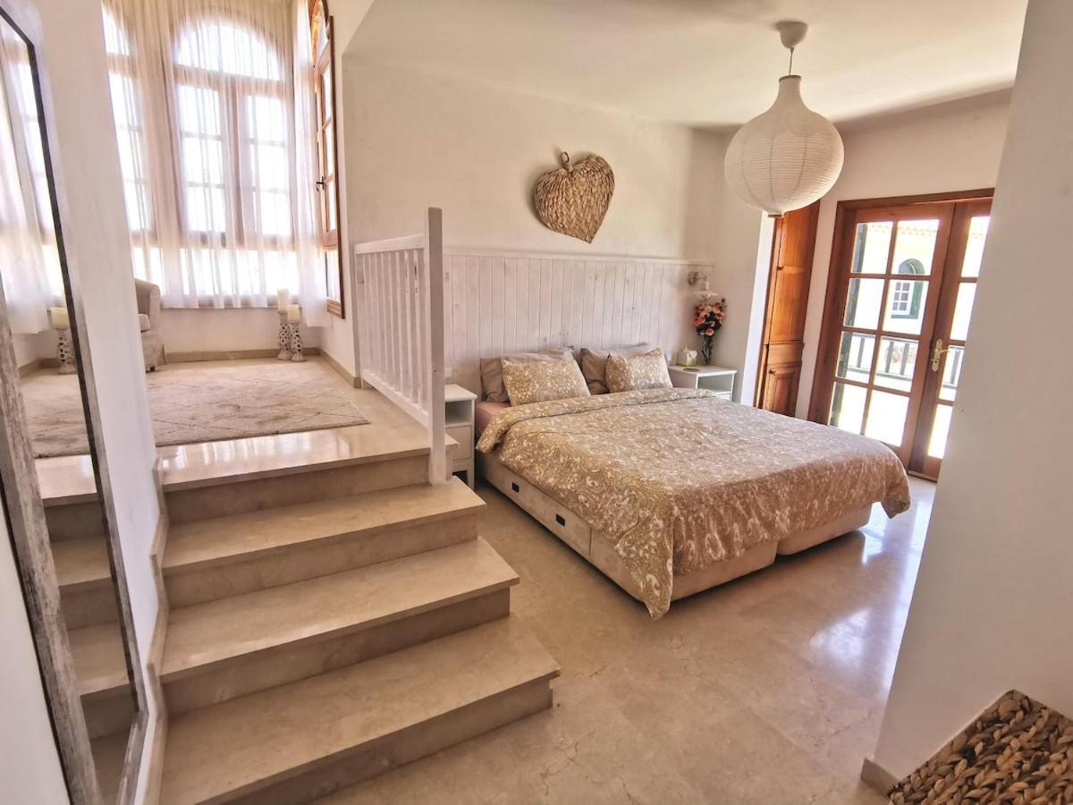 Villa Ibiza - Beautiful House With Private Pool Chayofa Екстериор снимка